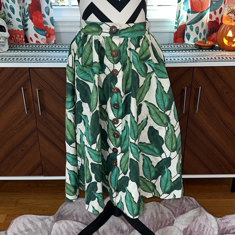 Hell Bunny Rainforest 50’s Style Lead Print Skirt